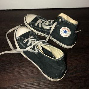 Black converse